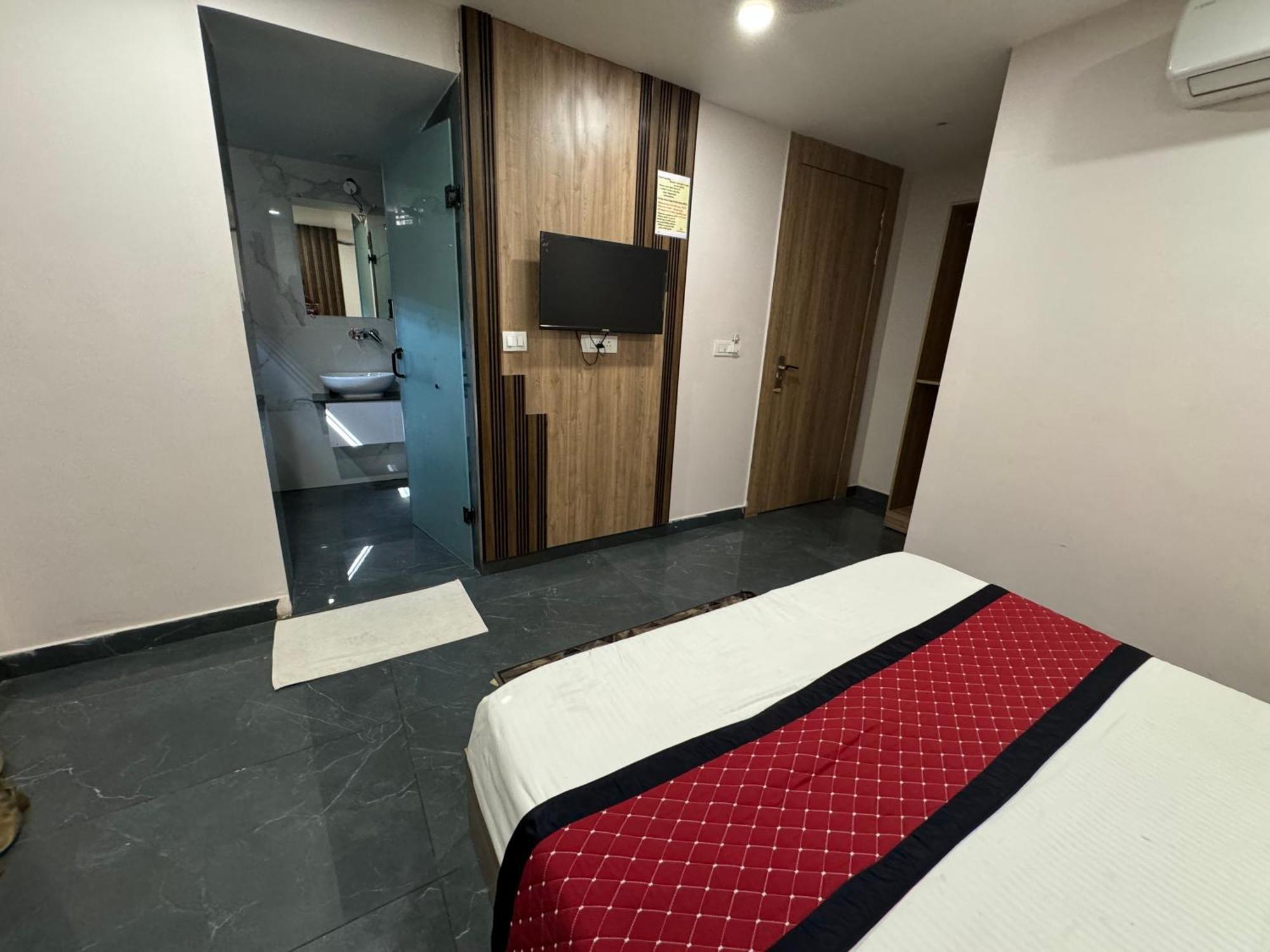 Namay Inn By T And M Hotels Haridwar Ngoại thất bức ảnh