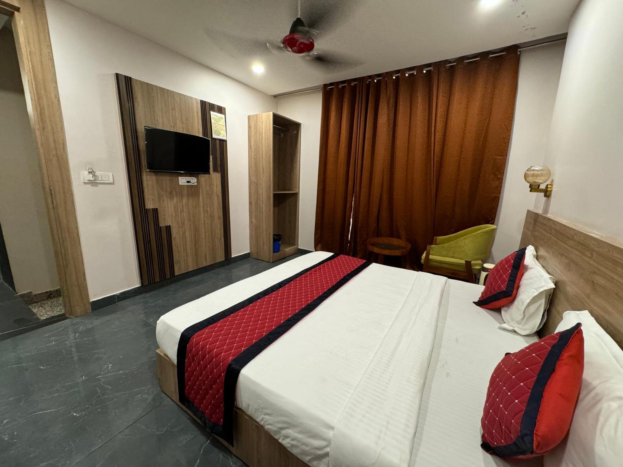 Namay Inn By T And M Hotels Haridwar Ngoại thất bức ảnh